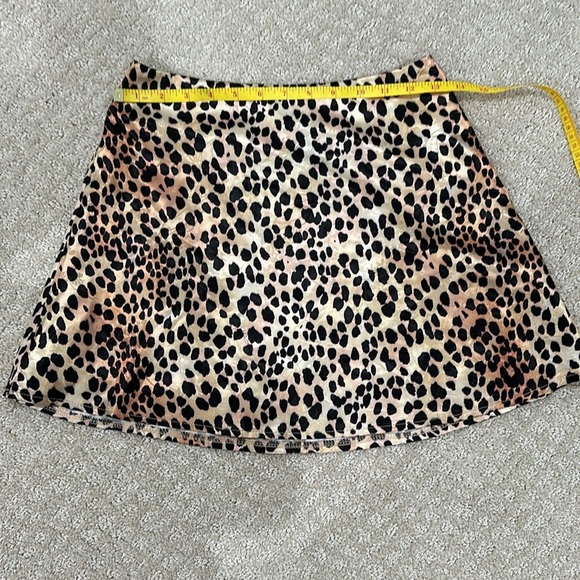 Cutest little skirt from Princess Polly Sz. 4 - Picture 3 of 11